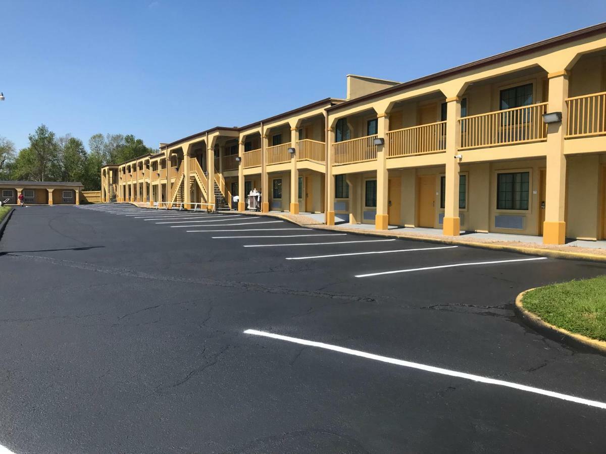 Super 8 By Wyndham Palestine Tx Hotel Exterior foto